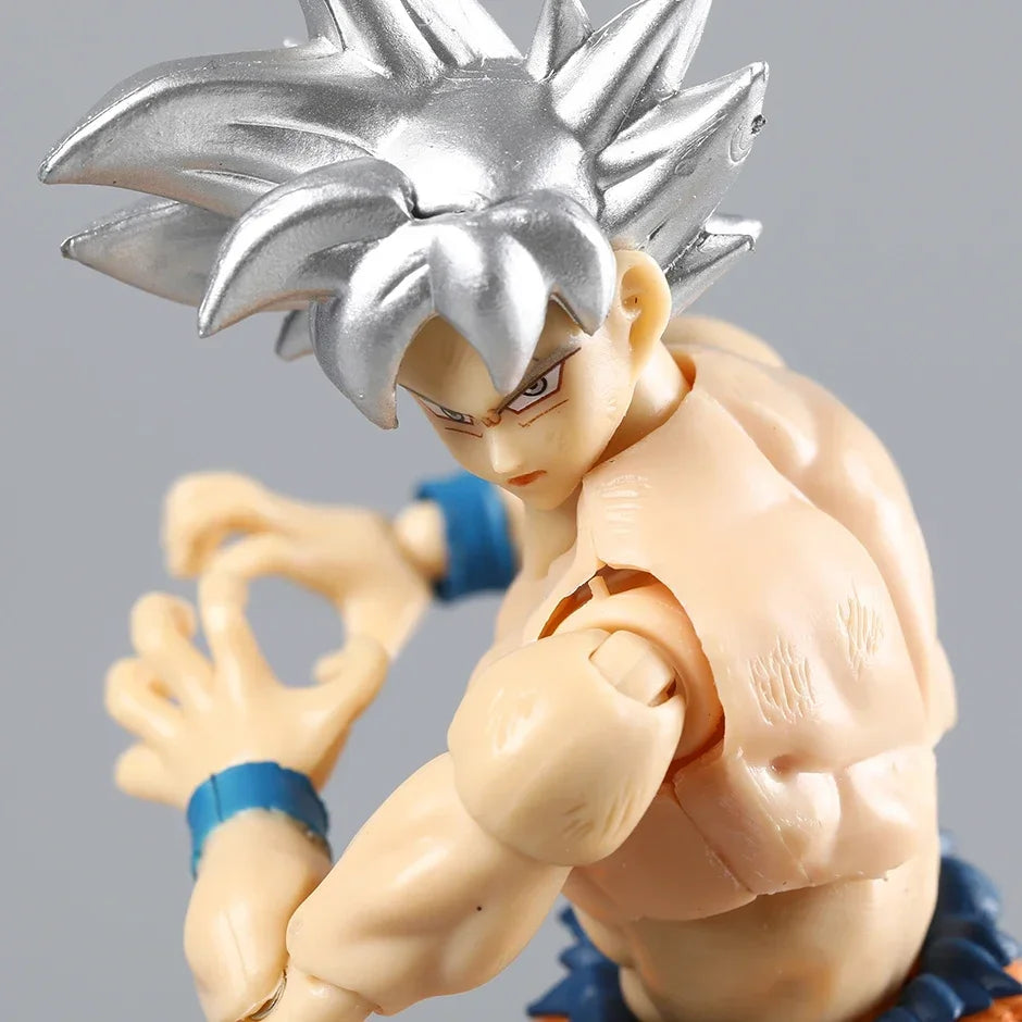 SHF Silver Hair Son Goku Ultra Instinct - Image 15